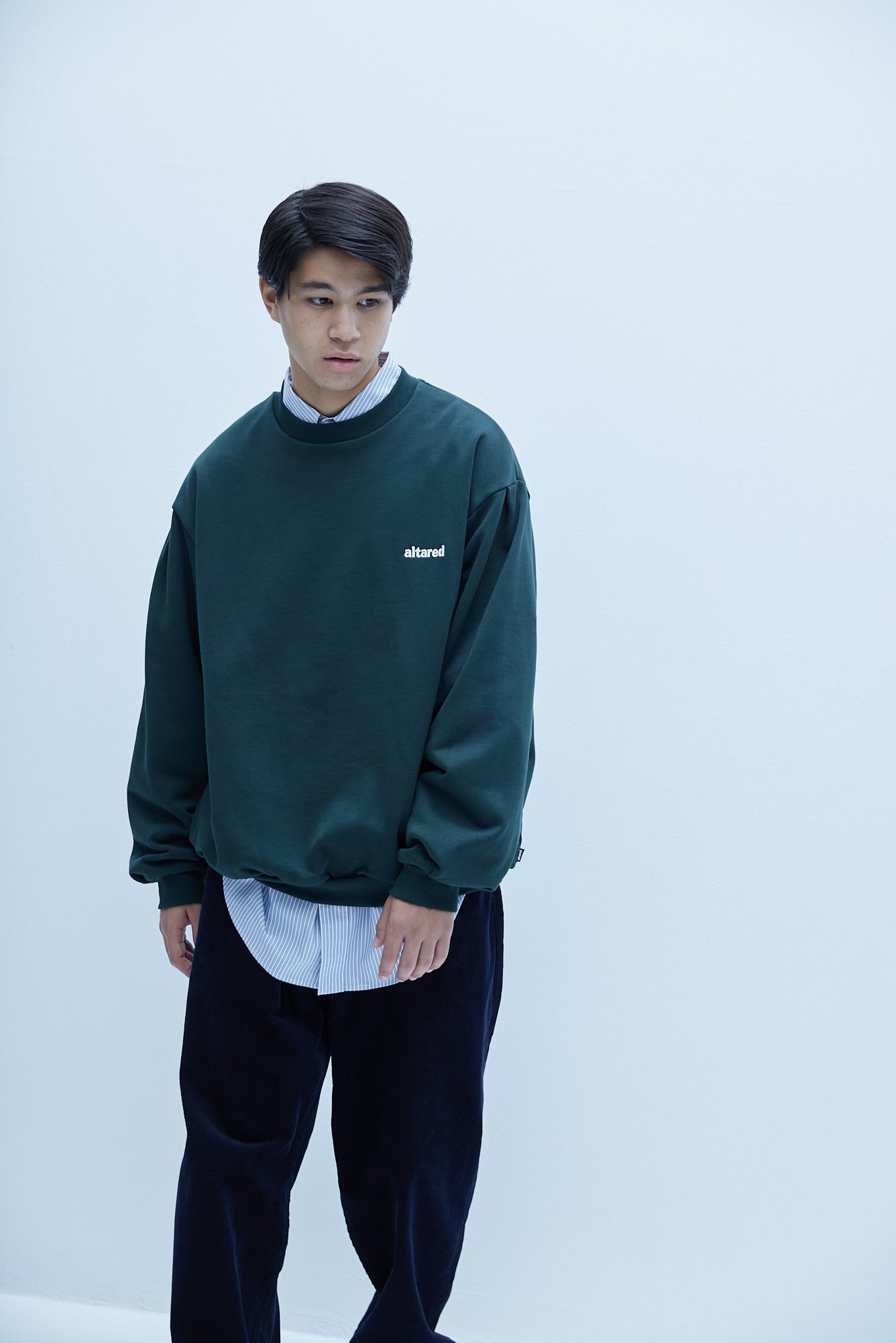 altared/Logo 3D Embroidery Pleated Sleeve Crew Neck Sweat [GREEN]
